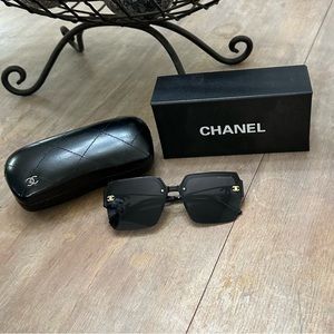 Channel sunglasses